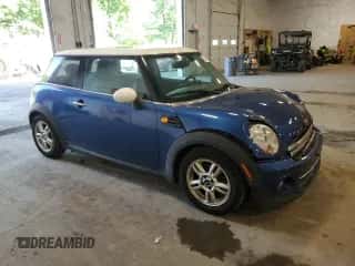 2013 MINI Hardtop with VIN WMWSU3C54DT686969, listed as a Copart auction lot 62160145 with 100,636 mi miles and Clean title. Bid and sale history available at DreamBid. Image 4.