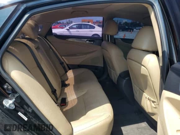 2015 Hyundai Sonata z VIN KMHEC4A46FA131874, wystawiony jako Copart lot #62054485 z przebiegiem 124 392 mil mil oraz Szkoda całkowita • Salvage title. Historia ofert i sprzedaży dostępna na DreamBid. Obrazek 10.