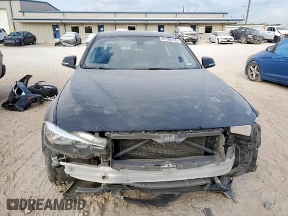 2017 BMW 3 Series 320i with VIN WBA8E1G34HNU16638, listed as a Copart auction lot 85368105 with 71,556 mi miles and Salvage title. Bid and sale history available at DreamBid. Image 5.