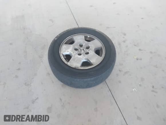 2001 Honda Accord EX z VIN 1HGCG16571A042213, wystawiony jako IAAI lot #42335604 z przebiegiem 225 136 mil mil oraz . Historia ofert i sprzedaży dostępna na DreamBid. Obrazek 12.