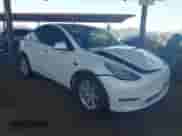 2021 Tesla Model Y Long Range с VIN 5YJYGDEE2MF161838, выставлен на аукционе IAAI как лот 43250955 с пробегом 97 847 миль миль и . История ставок и продаж доступна на DreamBid. Изображение 1.