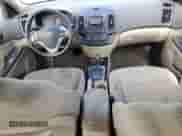 2012 Hyundai Elantra SE z VIN KMHDC8AE7CU142761, wystawiony jako Copart lot #85588045 z przebiegiem 126 401 mil mil oraz Szkoda całkowita • Salvage title. Historia ofert i sprzedaży dostępna na DreamBid. Obrazek 8.