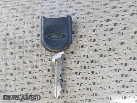 2010 Ford F-150 XL with VIN 1FTEW1C81AKA18816, listed as a IAAI auction lot 43262622 with 171,251 mi miles and . Bid and sale history available at DreamBid. Image 11.