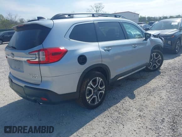 2024 Subaru Ascent Limited with VIN 4S4WMASD8R3420424, listed as a IAAI auction lot 42039676 with 57,629 mi miles and . Bid and sale history available at DreamBid. Image 4.