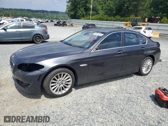 2011 BMW 5 Series 535i с VIN WBAFR7C57BC802625, выставлен на аукционе Copart как лот 63207555 с пробегом 221 797 миль миль и Чистый • Clean title. История ставок и продаж доступна на DreamBid. Изображение 1.