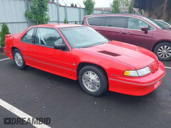 1992 Chevrolet Lumina с VIN 2G1WP14X6N9105487, выставлен на аукционе IAAI как лот 42378698 с пробегом 58 378 миль миль и . История ставок и продаж доступна на DreamBid. Изображение 1.