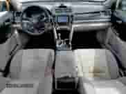 2013 Toyota Camry SE z VIN 4T1BF1FK8DU249680, wystawiony jako Copart lot #64026325 z przebiegiem 264 882 mil mil oraz Szkoda całkowita • Salvage title. Historia ofert i sprzedaży dostępna na DreamBid. Obrazek 8.