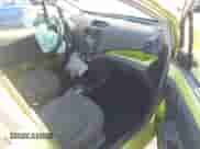 2014 Chevrolet Spark LT z VIN KL8CD6S97EC419042, wystawiony jako IAAI lot #43360838 z przebiegiem 136 824 mil mil oraz . Historia ofert i sprzedaży dostępna na DreamBid. Obrazek 5.