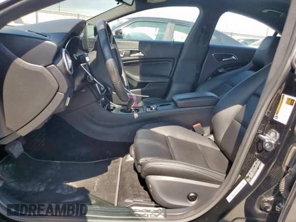 2019 Mercedes-Benz CLA 250 с VIN WDDSJ4EB5KN724690, выставлен на аукционе Copart как лот 84541655 с пробегом 52 604 миль миль и Списание • Salvage title. История ставок и продаж доступна на DreamBid. Изображение 7.