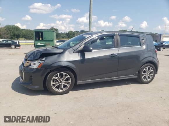 2018 Chevrolet Sonic LT с VIN 1G1JD6SH3J4123065, выставлен на аукционе Copart как лот 68857315 с пробегом 151 769 миль миль и Списание • Salvage title. История ставок и продаж доступна на DreamBid. Изображение 1.