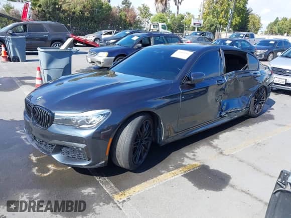 2019 BMW 7 Series 740i с VIN WBA7E2C57KB454950, выставлен на аукционе IAAI как лот 43163381 с пробегом 100 798 миль миль и . История ставок и продаж доступна на DreamBid. Изображение 2.