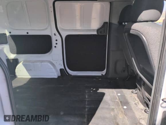 2015 Chevrolet City Express Cargo LS с VIN 3N63M0YN0FK691983, выставлен на аукционе Copart как лот 51804305 с пробегом 134 175 миль миль и Списание • Salvage title. История ставок и продаж доступна на DreamBid. Изображение 11.