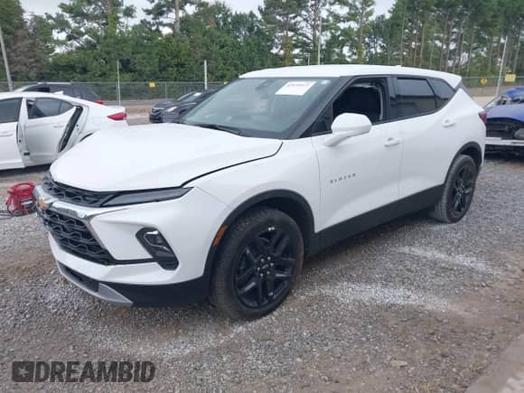 2024 Chevrolet Blazer LT with VIN 3GNKBCR46RS127441, listed as a IAAI auction lot 42939227 with 40,432 mi miles and . Bid and sale history available at DreamBid. Image 2.