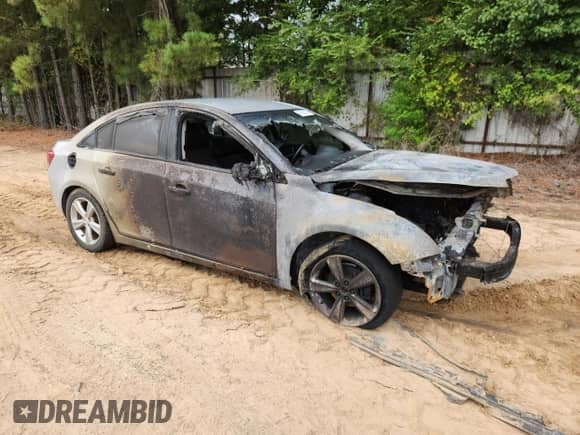 2015 Chevrolet Cruze LT с VIN 1G1PE5SB9F7135563, выставлен на аукционе Copart как лот 70700315 с пробегом Не указан миль и Списание • Salvage title. История ставок и продаж доступна на DreamBid. Изображение 4.