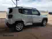 2017 Jeep Renegade Latitude z VIN ZACCJABB5HPF83508, wystawiony jako Copart lot #70333805 z przebiegiem 62 868 mil mil oraz Szkoda całkowita • Salvage title. Historia ofert i sprzedaży dostępna na DreamBid. Obrazek 3.