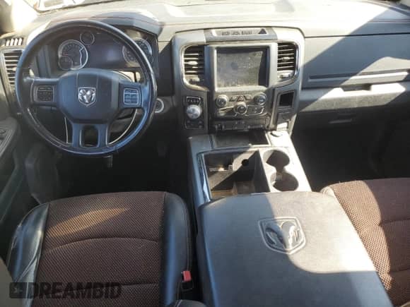 2015 Ram 1500 Sport z VIN 1C6RR7MT4FS684128, wystawiony jako Copart lot #81225075 z przebiegiem 130 413 mil mil oraz Szkoda całkowita • Salvage title. Historia ofert i sprzedaży dostępna na DreamBid. Obrazek 8.