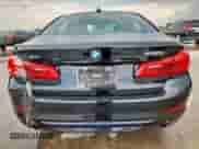 2018 BMW 5 Series 530i xDrive z VIN WBAJA7C5XJWC76654, wystawiony jako Copart lot #69140585 z przebiegiem 84 242 mil mil oraz Szkoda całkowita • Salvage title. Historia ofert i sprzedaży dostępna na DreamBid. Obrazek 6.