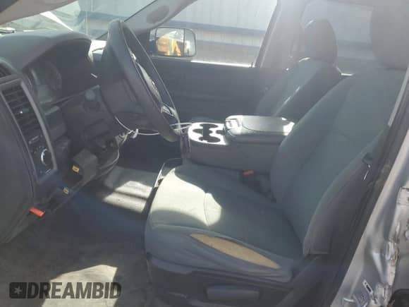 2016 Ram 1500 Tradesman z VIN 1C6RR7SM5GS174562, wystawiony jako Copart lot #47401855 z przebiegiem 153 986 mil mil oraz Szkoda całkowita • Salvage title. Historia ofert i sprzedaży dostępna na DreamBid. Obrazek 7.