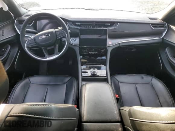 2024 Jeep Grand Cherokee with VIN 1C4RJYB60RC120557, listed as a Copart auction lot 87216635 with Not provided miles and Clean title. Bid and sale history available at DreamBid. Image 8.