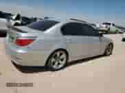 2010 BMW 5 Series 528i z VIN WBANU5C56AC124544, wystawiony jako Copart lot #53671865 z przebiegiem 233 979 mil mil oraz Szkoda całkowita • Salvage title. Historia ofert i sprzedaży dostępna na DreamBid. Obrazek 3.