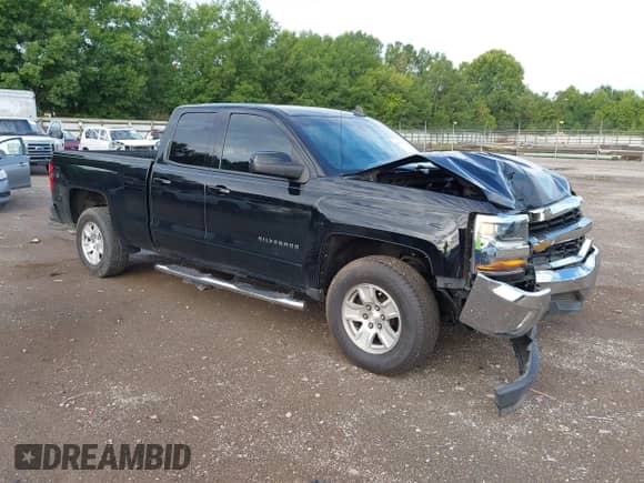 2017 Chevrolet Silverado 1500 LT with VIN 1GCRCREC8HZ247750, listed as a IAAI auction lot 42802971 with 163,807 mi miles and . Bid and sale history available at DreamBid. Image 1.