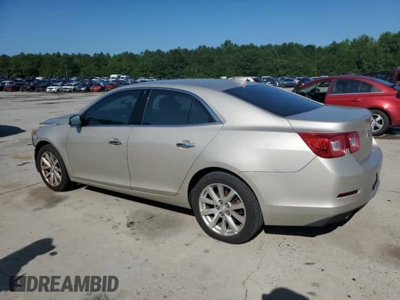 2015 Chevrolet Malibu LTZ with VIN 1G11F5SL4FF305796, listed as a Copart auction lot 62300245 with 118,432 mi miles and Salvage title. Bid and sale history available at DreamBid. Image 2.