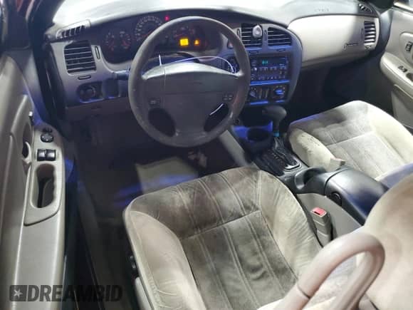 2000 Chevrolet Monte Carlo LS with VIN 2G1WW12E9Y9334013, listed as a Copart auction lot 69759325 with 205,811 mi miles and Salvage title. Bid and sale history available at DreamBid. Image 8.