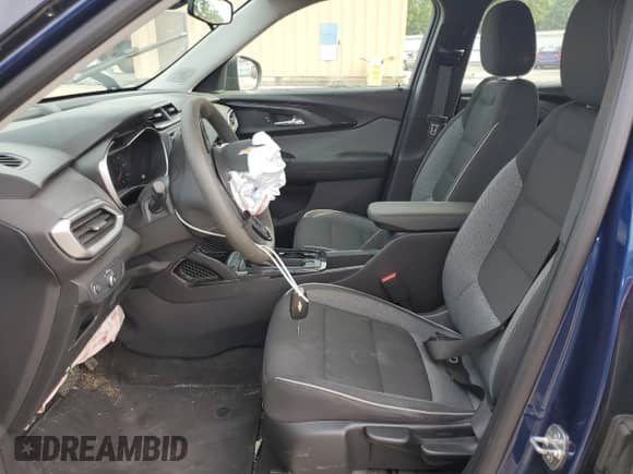 2022 Chevrolet TrailBlazer LS with VIN KL79MMS20NB015138, listed as a Copart auction lot 67446465 with 23,039 mi miles and Salvage title. Bid and sale history available at DreamBid. Image 7.