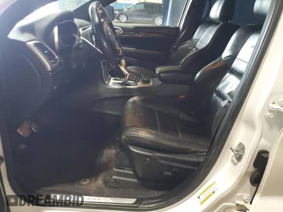 2016 Jeep Grand Cherokee SRT с VIN 1C4RJFDJ1GC503829, выставлен на аукционе Copart как лот 50740595 с пробегом 160 209 миль миль и Чистый • Clean title. История ставок и продаж доступна на DreamBid. Изображение 7.