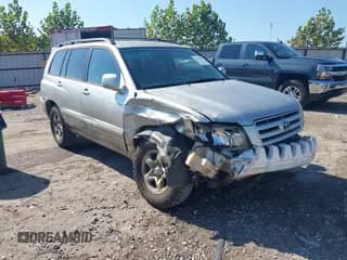 2006 Toyota Highlander с VIN JTEGD21A560141284, выставлен на аукционе IAAI как лот 43358293 с пробегом 229 503 миль миль и . История ставок и продаж доступна на DreamBid. Изображение 1.