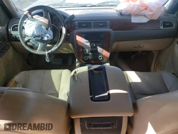 2011 Chevrolet Silverado 2500HD LTZ с VIN 1GC1KYC80BF148759, выставлен на аукционе Copart как лот 49766475 с пробегом Не указан миль и Списание • Salvage title. История ставок и продаж доступна на DreamBid. Изображение 8.