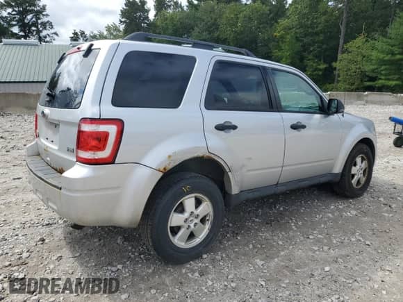 2011 Ford Escape XLT с VIN 1FMCU9DG3BKC58433, выставлен на аукционе Copart как лот 71597035 с пробегом 164 068 миль миль и Чистый • Clean title. История ставок и продаж доступна на DreamBid. Изображение 3.