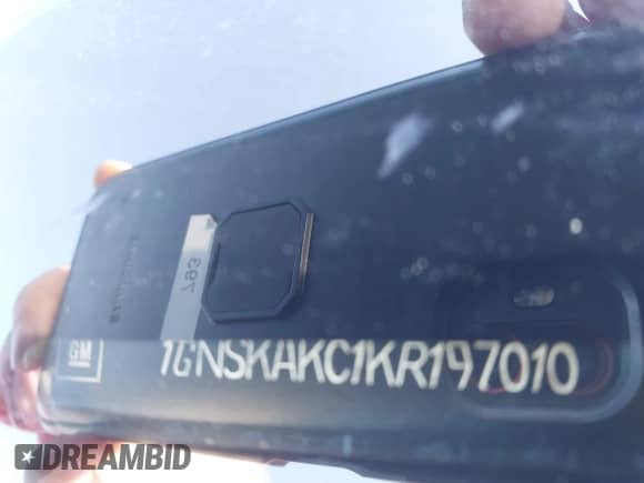 2019 Chevrolet Tahoe LS with VIN 1GNSKAKC1KR197010, listed as a IAAI auction lot 42718151 with 117,781 mi miles and . Bid and sale history available at DreamBid. Image 9.