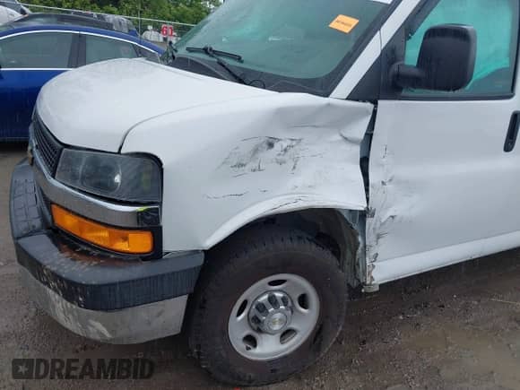 2020 Chevrolet Express Passenger LT с VIN 1GAZGPFG0L1206409, выставлен на аукционе IAAI как лот 42489455 с пробегом 114 452 миль миль и . История ставок и продаж доступна на DreamBid. Изображение 6.