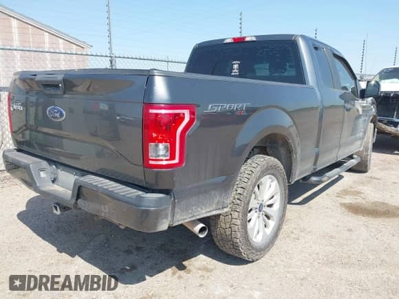 2016 Ford F-150 XLT z VIN 1FTEX1EP6GFC78907, wystawiony jako IAAI lot #42882879 z przebiegiem 208 427 mil mil oraz . Historia ofert i sprzedaży dostępna na DreamBid. Obrazek 4.