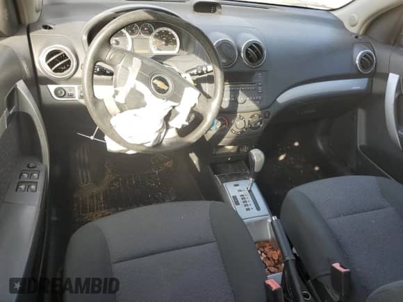 2011 Chevrolet Aveo 2LT z VIN KL1TG5DE6BB167456, wystawiony jako Copart lot #76548994 z przebiegiem 140 019 mil mil oraz Szkoda całkowita • Salvage title. Historia ofert i sprzedaży dostępna na DreamBid. Obrazek 8.