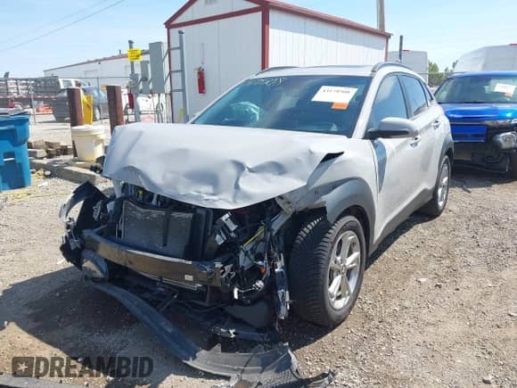 2022 Hyundai Kona SEL с VIN KM8K3CAB8NU855218, выставлен на аукционе IAAI как лот 43178508 с пробегом 31 538 миль миль и . История ставок и продаж доступна на DreamBid. Изображение 17.