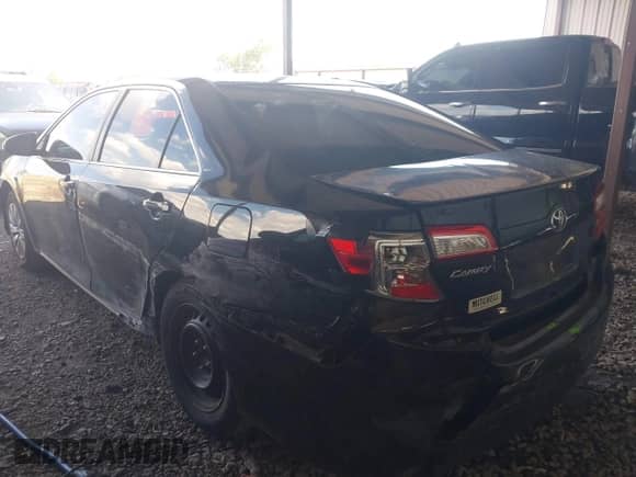 2012 Toyota Camry XLE z VIN 4T1BF1FK2CU110479, wystawiony jako IAAI lot #43311132 z przebiegiem 165 257 mil mil oraz . Historia ofert i sprzedaży dostępna na DreamBid. Obrazek 6.