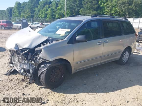 2005 Toyota Sienna CE with VIN 5TDZA23C45S347468, listed as a IAAI auction lot 42340682 with 310,817 mi miles and . Bid and sale history available at DreamBid. Image 19.