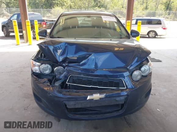 2016 Chevrolet Sonic LT с VIN 1G1JC5SH4G4132492, выставлен на аукционе IAAI как лот 43030136 с пробегом 121 146 миль миль и . История ставок и продаж доступна на DreamBid. Изображение 13.