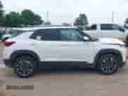 2025 Chevrolet TrailBlazer LT with VIN KL79MPSP3SB085550, listed as a IAAI auction lot 42267062 with 10,125 mi miles and . Bid and sale history available at DreamBid. Image 13.