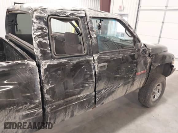 1997 Dodge 1500 with VIN 3B7HF13Y9VG803563, listed as a IAAI auction lot 43444572 with 191,002 mi miles and . Bid and sale history available at DreamBid. Image 12.