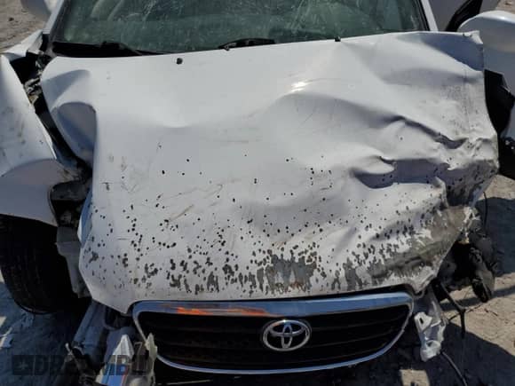 2006 Toyota Corolla LE z VIN 1NXBR32E96Z595680, wystawiony jako Copart lot #81451565 z przebiegiem 202 969 mil mil oraz Czysty tytuł • Clean title. Historia ofert i sprzedaży dostępna na DreamBid. Obrazek 11.