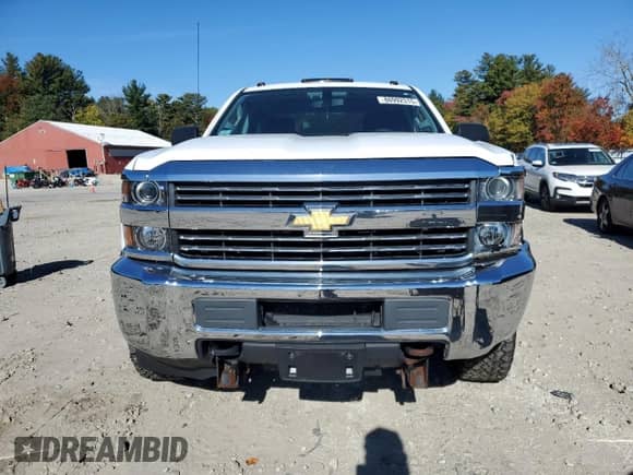2015 Chevrolet Silverado 2500HD Work Truck with VIN 1GC2KUEG0FZ509316, listed as a Copart auction lot 86992315 with 145,739 mi miles and Clean title. Bid and sale history available at DreamBid. Image 5.