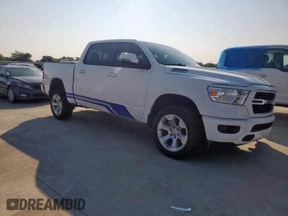 2023 Ram 1500 Big Horn z VIN 1C6SRFFTXPN533903, wystawiony jako Copart lot #72024735 z przebiegiem 41 819 mil mil oraz Szkoda całkowita • Salvage title. Historia ofert i sprzedaży dostępna na DreamBid. Obrazek 4.