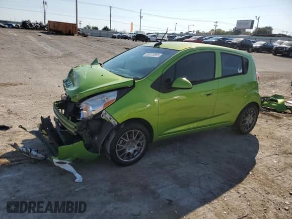 2015 Chevrolet Spark LS z VIN KL8CB6S97FC797935, wystawiony jako Copart lot #85173805 z przebiegiem 156 645 mil mil oraz Szkoda całkowita • Salvage title. Historia ofert i sprzedaży dostępna na DreamBid. Obrazek 1.