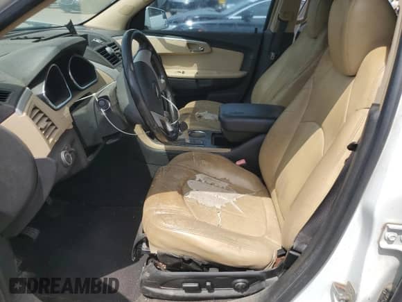 2009 Chevrolet Traverse LTZ z VIN 1GNER33D39S155758, wystawiony jako Copart lot #62319575 z przebiegiem 144 405 mil mil oraz Szkoda całkowita • Salvage title. Historia ofert i sprzedaży dostępna na DreamBid. Obrazek 7.