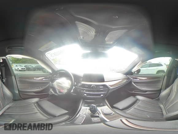 2018 BMW 5 Series 530e xDrive с VIN WBAJB1C55JB374344, выставлен на аукционе Copart как лот 59900875 с пробегом Не указан миль и Списание • Salvage title. История ставок и продаж доступна на DreamBid. Изображение 14.