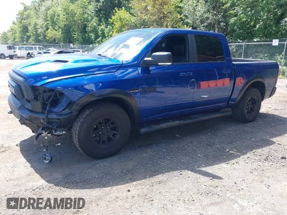 2018 Ram 1500 Rebel z VIN 1C6RR7YT2JS236456, wystawiony jako IAAI lot #43070765 z przebiegiem 116 485 mil mil oraz . Historia ofert i sprzedaży dostępna na DreamBid. Obrazek 2.
