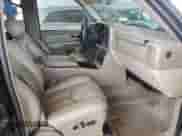 2003 Chevrolet Suburban LT с VIN 3GNGC26U23G272424, выставлен на аукционе Copart как лот 58447875 с пробегом 138 494 миль миль и Списание • Salvage title. История ставок и продаж доступна на DreamBid. Изображение 7.